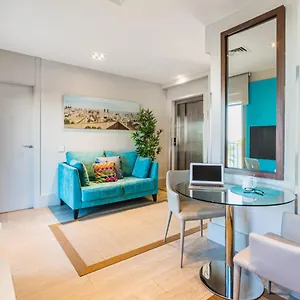 Apartment Kronos On The 3, Barcelona
